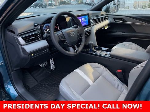 Used 2026 Toyota Camry SE image 6