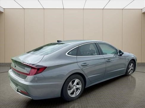 Used 2023 Hyundai Sonata SE FWD image 13