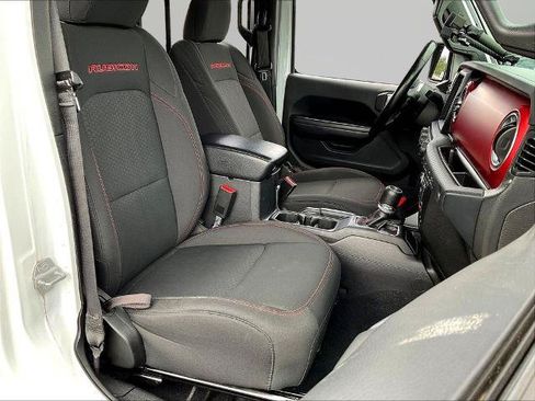 Used 2019 Jeep Wrangler Unlimited Rubicon AWD/4WD image 29
