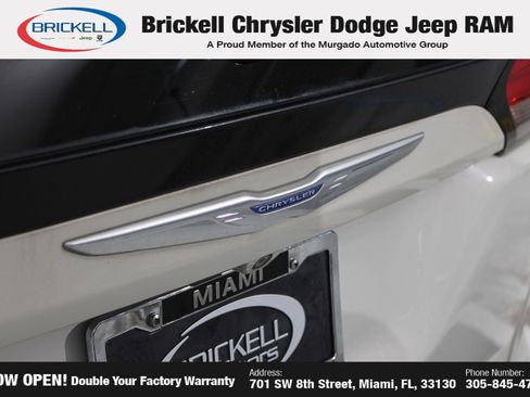 Used 2020 Chrysler Pacifica Touring w/ Advanced Safetytec Group FWD image 11