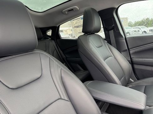 New 2025 Ford Mustang Mach-E Premium image 17