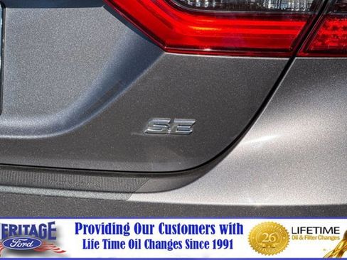Used 2023 Toyota Camry SE FWD image 25