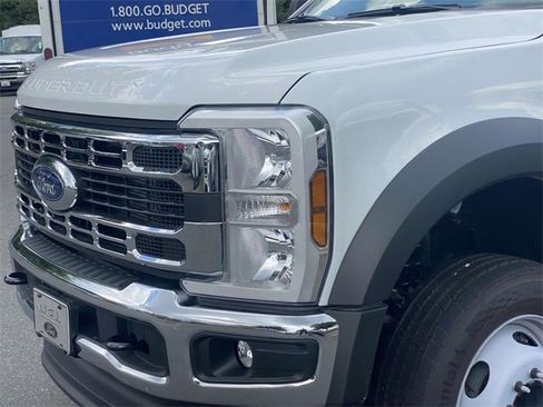 New 2025 Ford F450 XL image 4