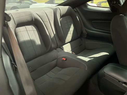 Used 2022 Ford Mustang GT RWD image 24