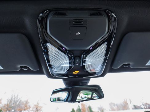 Used 2019 BMW 330i xDrive Sedan w/ Premium Package image 34