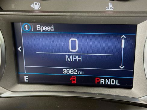Used 2023 Chevrolet Equinox LT AWD/4WD image 2