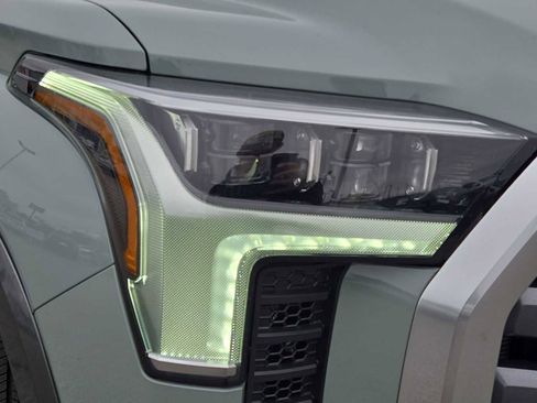 New 2026 Toyota Tundra Limited AWD/4WD image 14