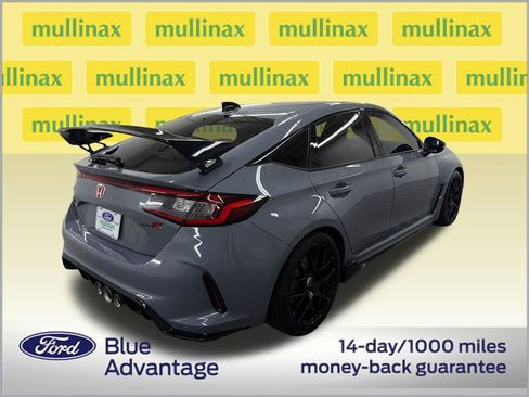 Used 2023 Honda Civic Type R image 3