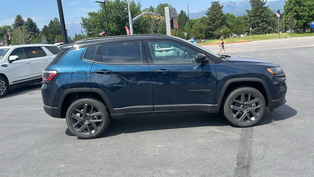 New 2026 Jeep Compass Limited w/ Sun, Sound & Navigation Group AWD/4WD image 4