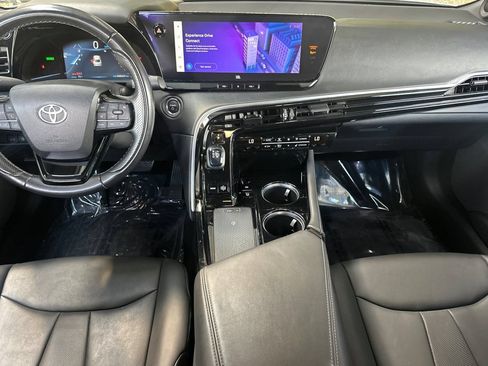 Certified 2023 Toyota Mirai w/ Advanced Technology Package RWD image 17