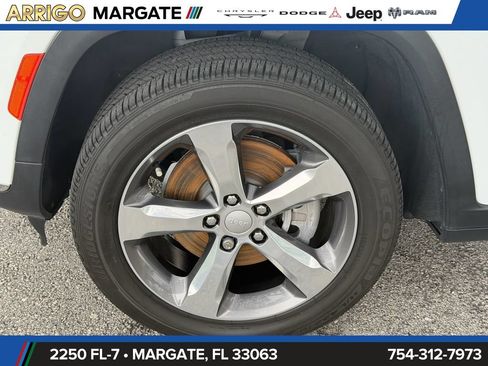 Used 2021 Jeep Grand Cherokee L Limited RWD image 21