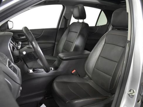 Used 2020 Chevrolet Equinox Premier AWD/4WD image 7