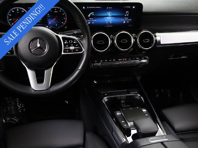 Certified 2023 Mercedes-Benz GLB 250 4MATIC image 15