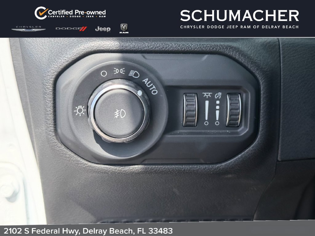 Certified 2022 Jeep Wrangler Unlimited Sport w/ Sun And Sound Package AWD/4WD image 26