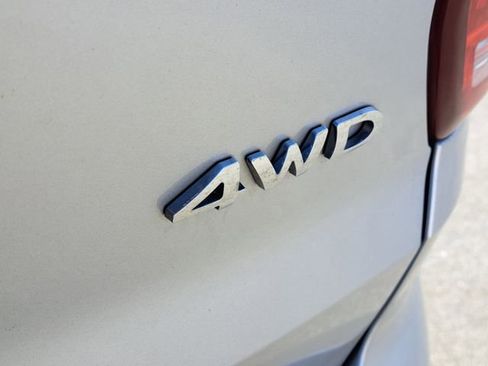 Used 2018 Ford Explorer Limited image 28