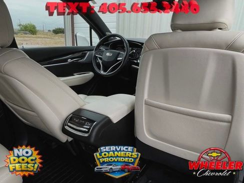Used 2023 Cadillac XT6 Sport w/ Technology Package AWD/4WD image 11