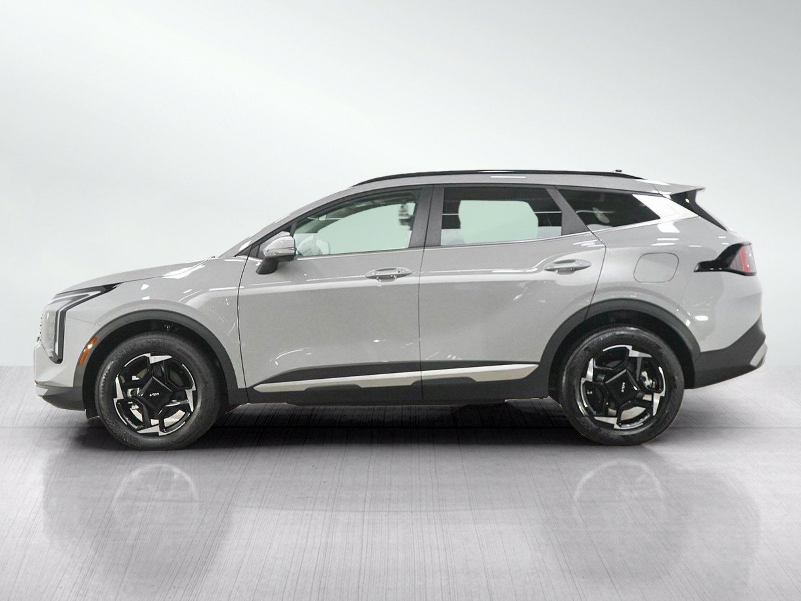 Used 2026 Kia Sportage EX w/ EX Panorama Roof Package AWD/4WD image 2