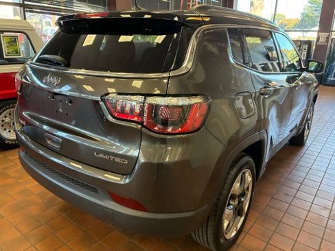 Used 2019 Jeep Compass Limited image 7