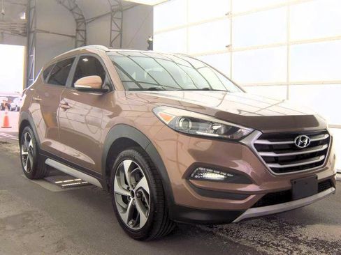 Used 2017 Hyundai Tucson Sport AWD/4WD image 2