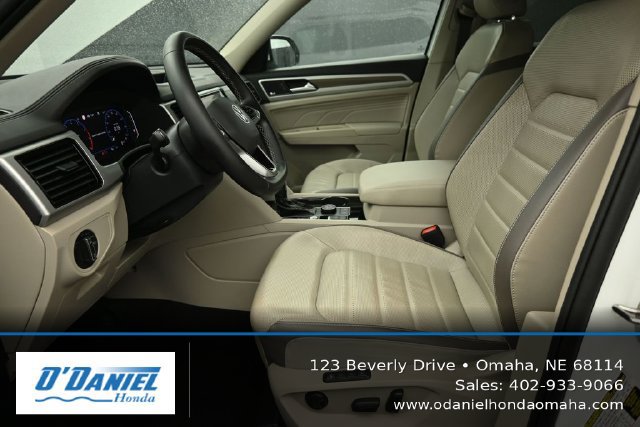 Used 2021 Volkswagen Atlas SEL Premium AWD/4WD image 26