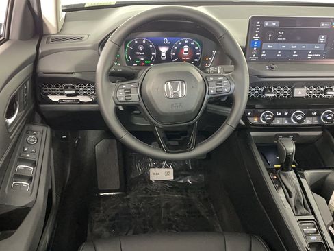 New 2025 Honda Accord EX-L image 16
