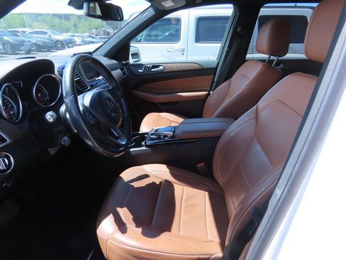 Used 2018 Mercedes-Benz GLS 450 4MATIC image 10