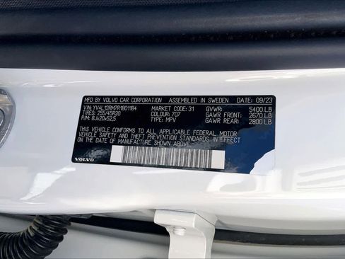 Used 2024 Volvo XC60 B5 Ultimate image 37