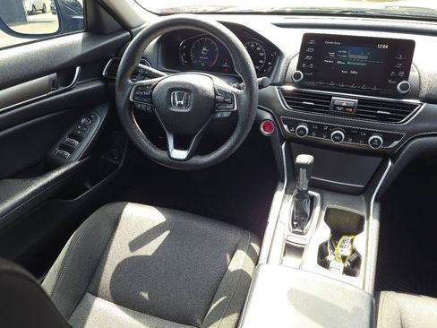 Used 2018 Honda Accord LX image 19