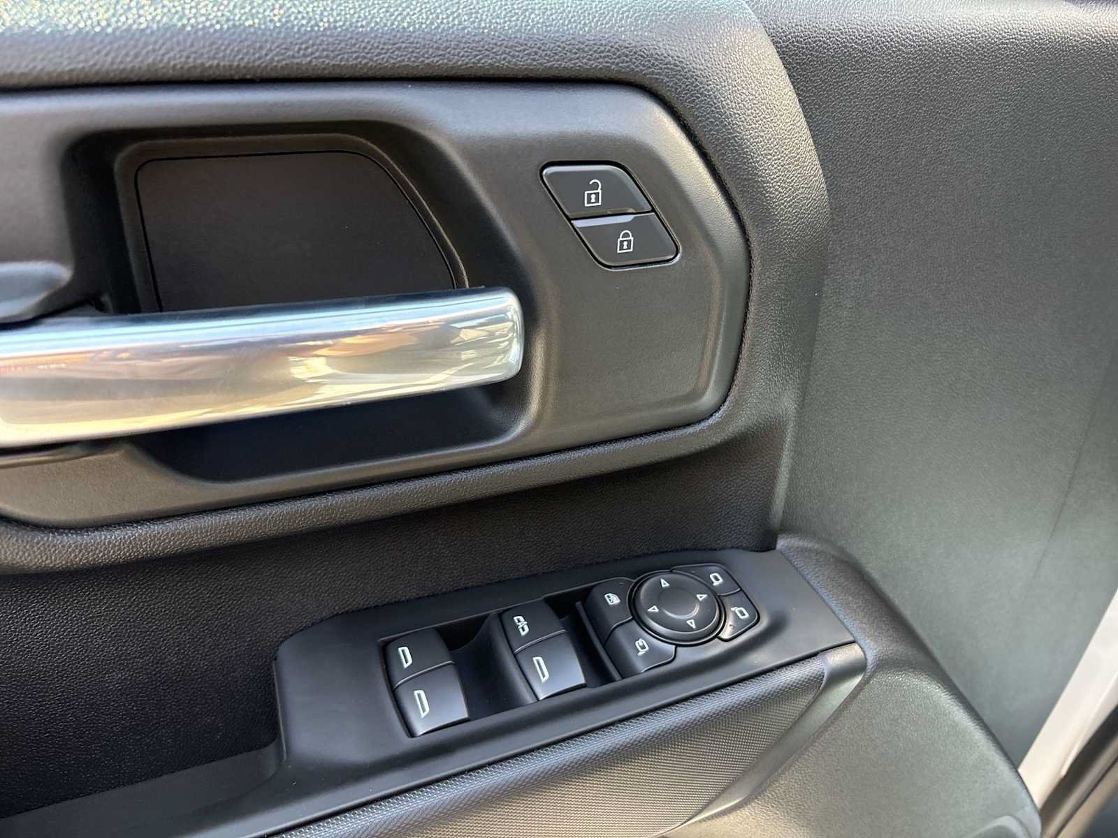 New 2026 Chevrolet Silverado 2500 Custom w/ Custom Value Package AWD/4WD image 22