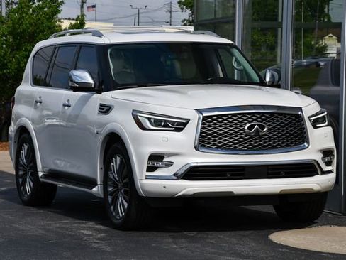Used 2019 INFINITI QX80 Luxe w/ Proactive Package AWD/4WD image 6