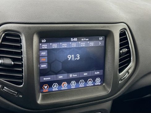 Used 2019 Jeep Compass Trailhawk image 18