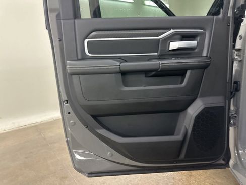 New 2026 RAM 2500 Big Horn AWD/4WD image 24