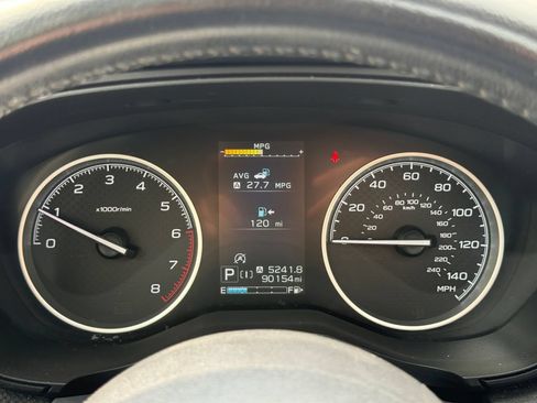 Used 2019 Subaru Forester Premium AWD/4WD image 31
