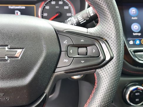 Used 2023 Chevrolet TrailBlazer RS w/ Sun and Liftgate Package image 28