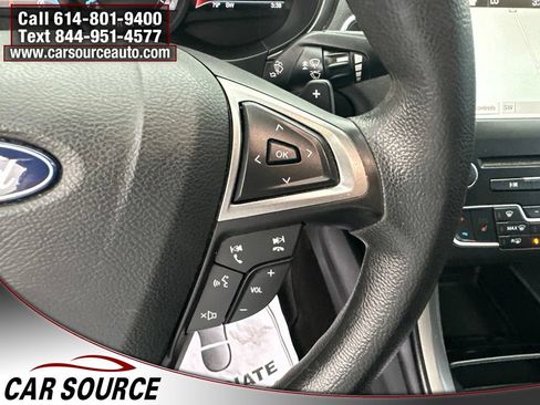 Used 2018 Ford Fusion SE w/ Fusion SE Technology Package FWD image 14