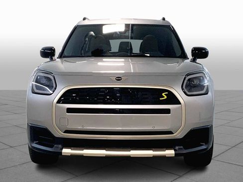 Used 2025 MINI Cooper Countryman SE image 3