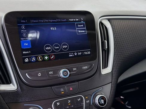 Used 2024 Chevrolet Malibu LT image 14