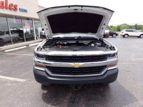 Used 2019 Chevrolet Silverado 1500 W/T w/ WT Convenience Package AWD/4WD image 29