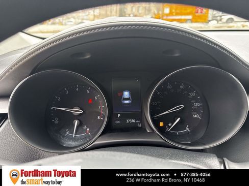 Used 2021 Toyota C-HR LE image 25