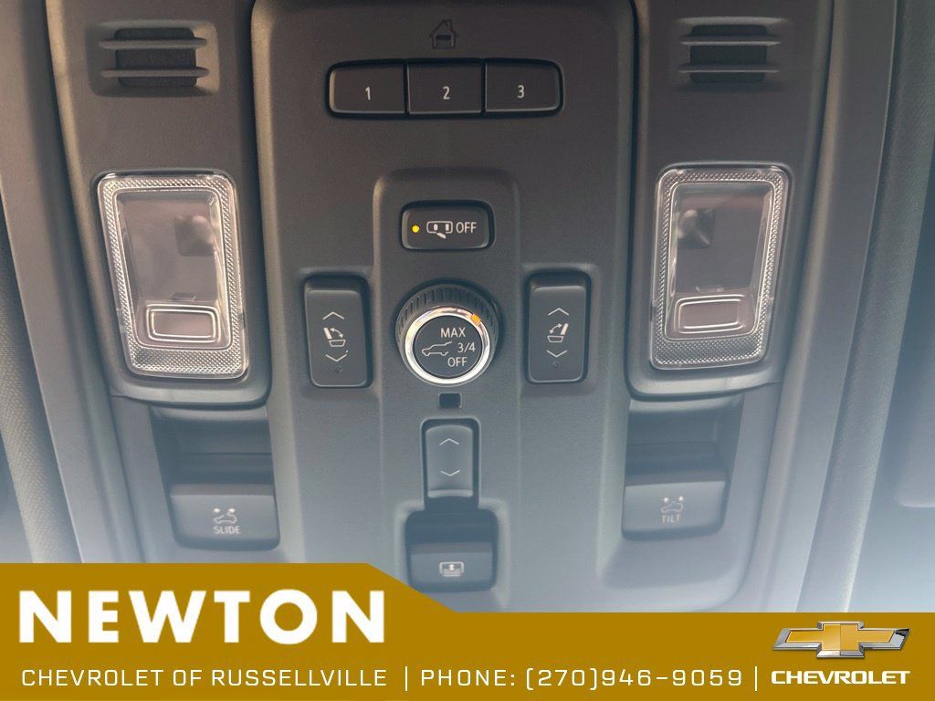 Used 2024 GMC Yukon XL Denali Ultimate AWD/4WD image 20