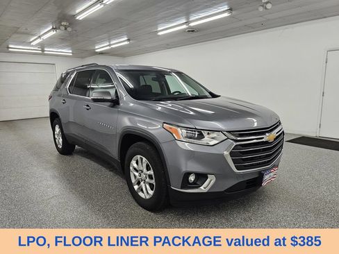 Used 2019 Chevrolet Traverse LT FWD image 3