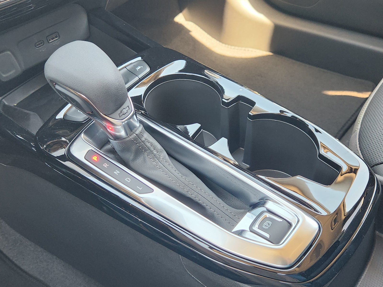 New 2026 Chevrolet Trax ACTIV w/ Sunroof Package FWD image 21