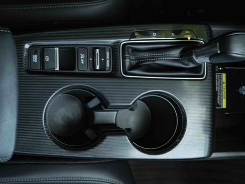 Used 2024 Honda Civic Touring image 21