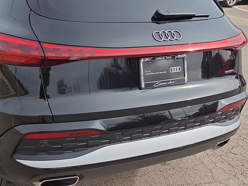 Certified 2025 Audi Q5 Premium w/ Convenience Package image 12