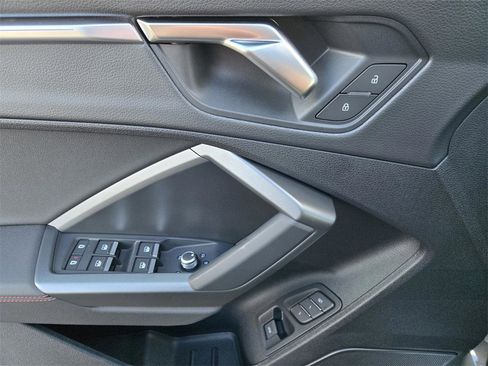 New 2025 Audi Q3 2.0T Premium Plus image 18
