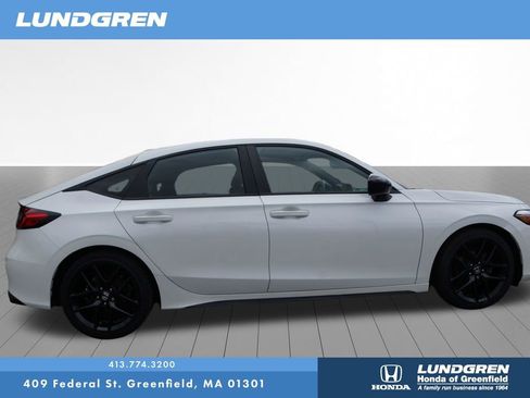 Used 2023 Honda Civic Sport image 10