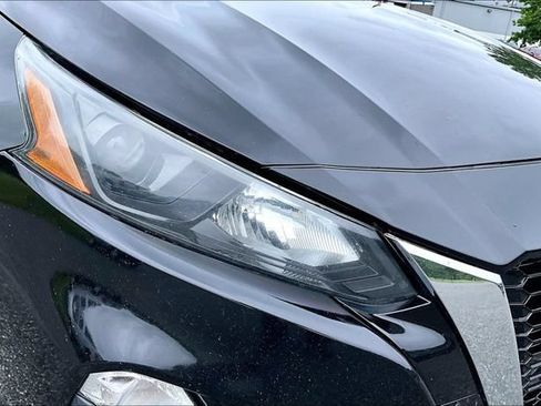 Used 2022 Nissan Altima 2.5 S FWD image 27