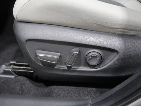 Used 2024 Toyota RAV4 XLE w/ Convenience Package AWD/4WD image 12