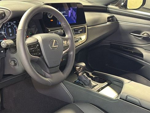 Certified 2025 Lexus ES 350 w/ Premium Package image 26