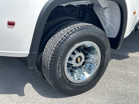 Used 2022 Chevrolet Silverado 3500 LTZ w/ Gooseneck/5TH Wheel Package RWD image 15